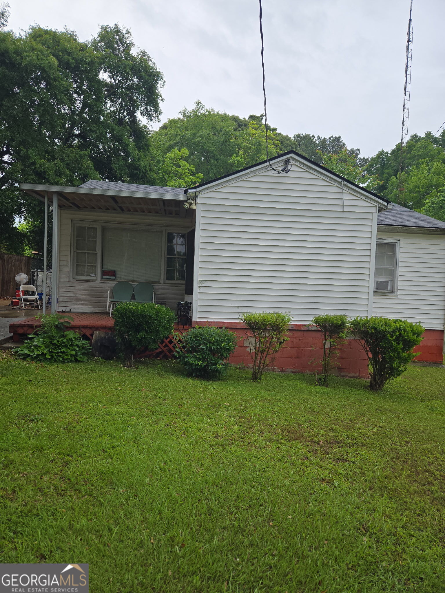 4253 Hanes DR