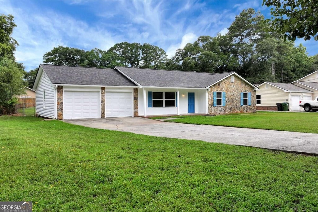 Photo of 649 Oakland Way, Lawrenceville, GA 30044 (MLS # 10854719)