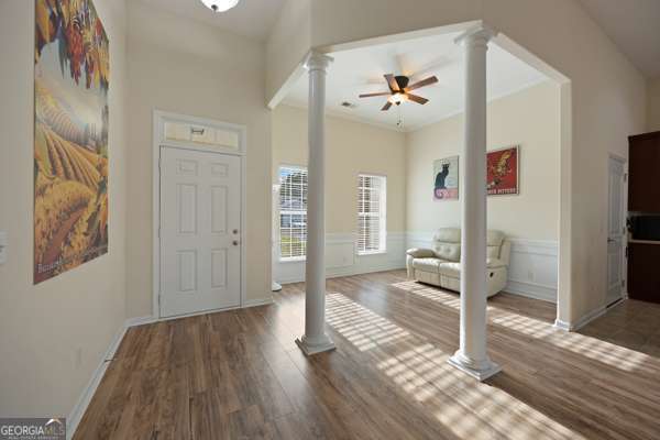 149 Willow Point CIR