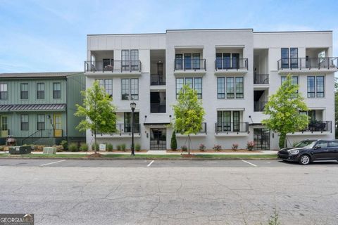 Photo of 989 Bibbs Circle NW #24, Atlanta, GA 30318 (MLS # 10794884)