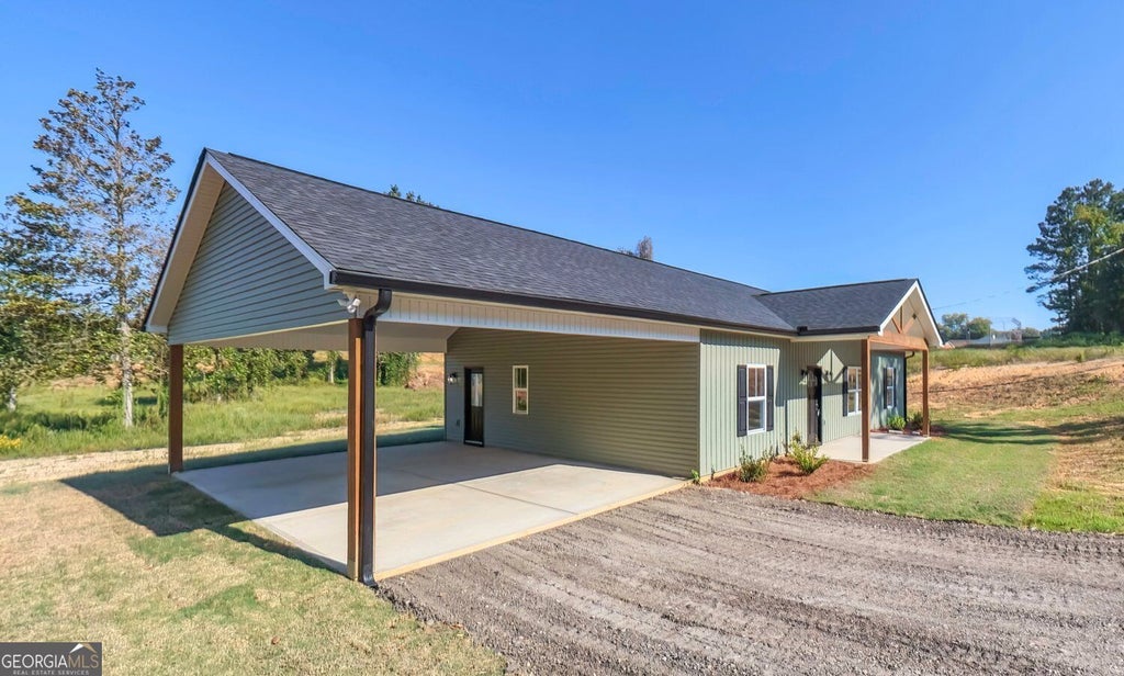 Photo of 214 Arbacoochee Road, Tallapoosa, GA 30176 (MLS # 10849707)