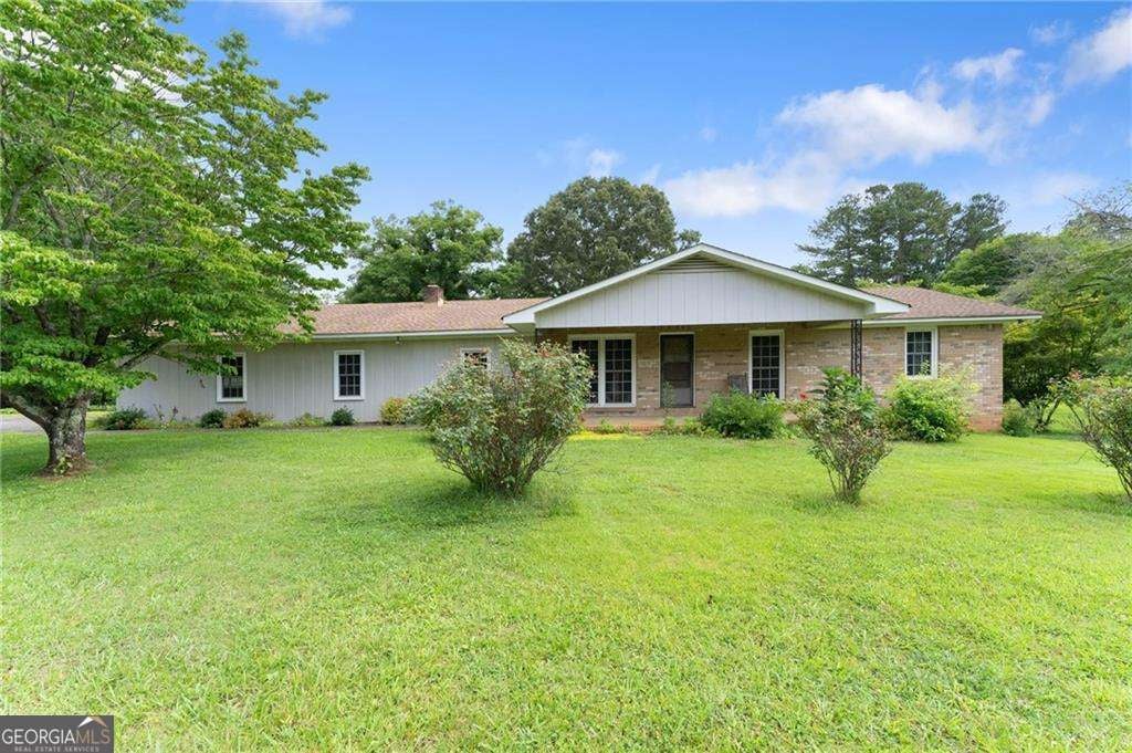 Photo of 34 Oakmont Drive, Jasper, GA 30143 (MLS # 10793526)