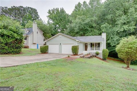 Photo of 3960 Rocmar Drive, Snellville, GA 30039 (MLS # 10598334)