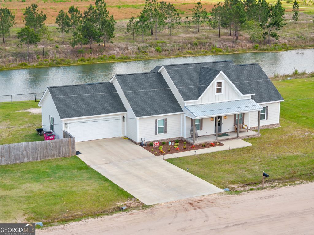 Photo of 404 Zoarbella Drive, Baxley, GA 31513 (MLS # 10767298)