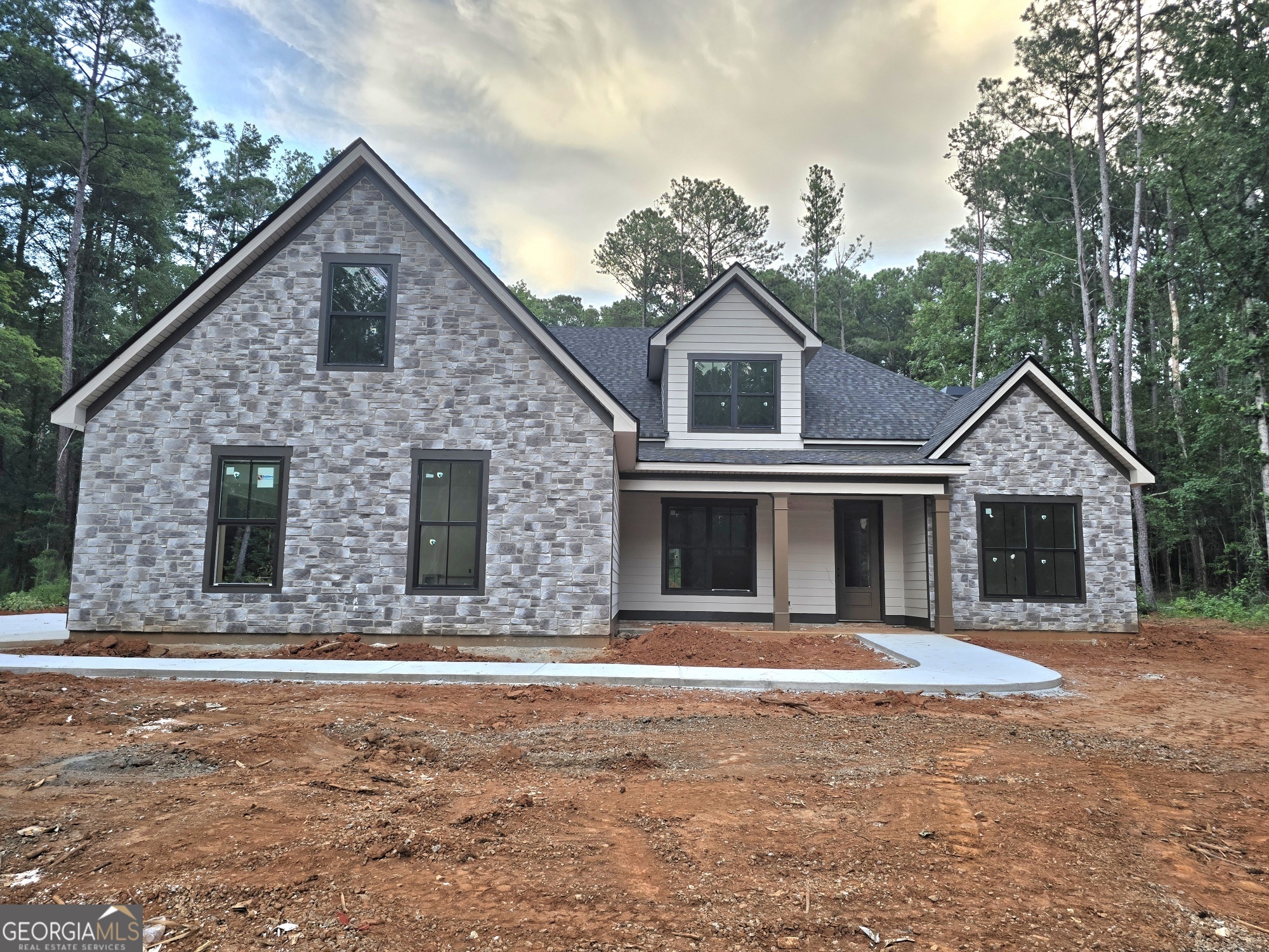 2039 Fischer RD