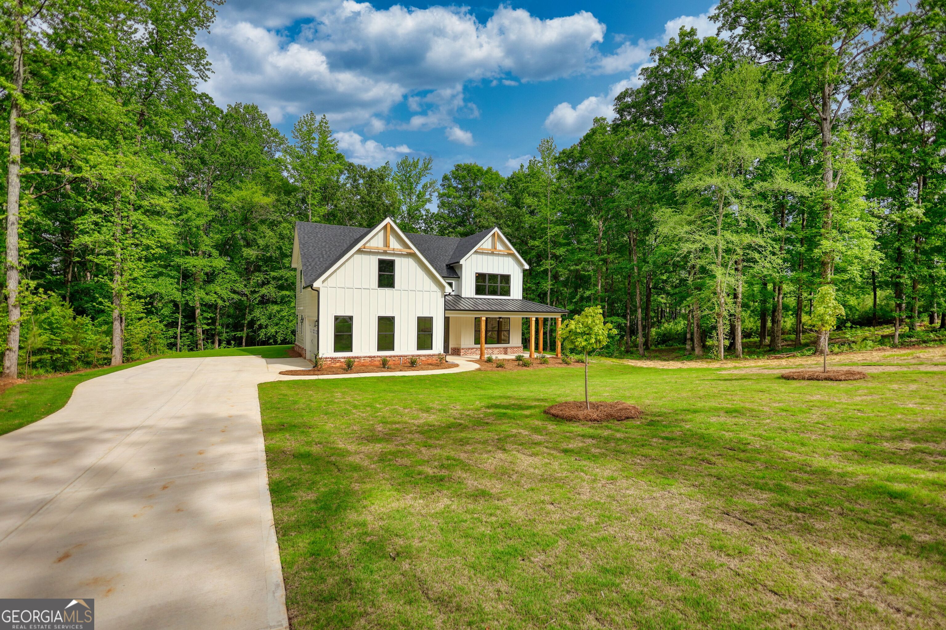 90 Peninsula DR