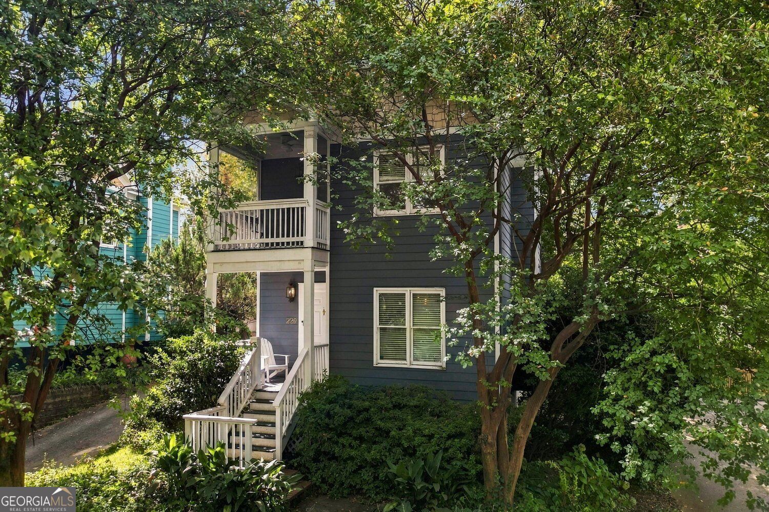 229 Sydney ST SE