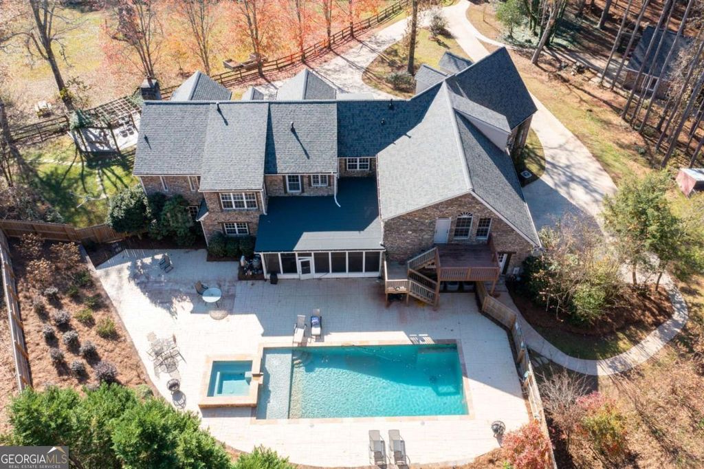 Photo of 355 Clark Creek Pass, Acworth, GA 30102 (MLS # 10654434)