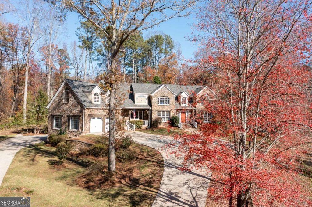 Photo of 355 Clark Creek Pass, Acworth, GA 30102 (MLS # 10654434)
