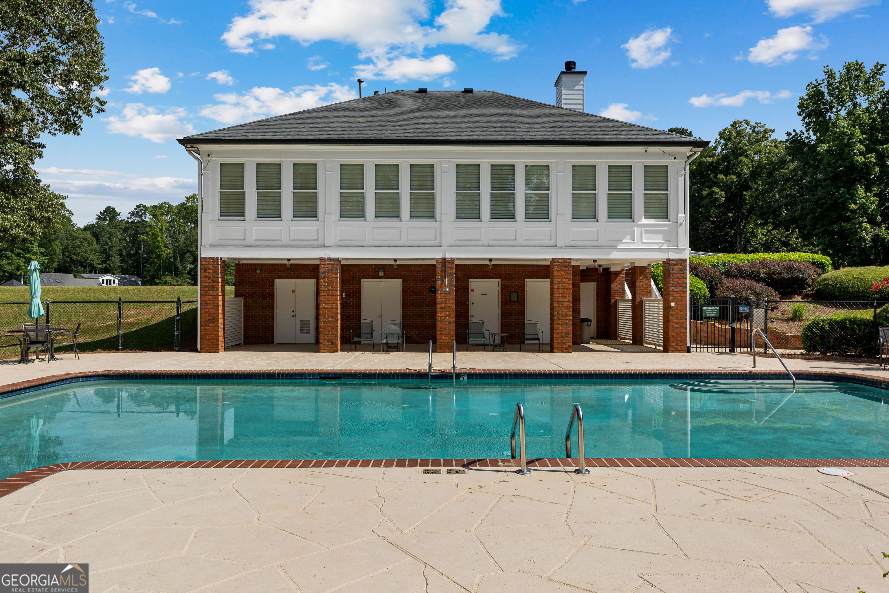 Fayetteville, Georgia 30215, United States, 3 Bedrooms Bedrooms, ,4 BathroomsBathrooms,Residential,Active,177490