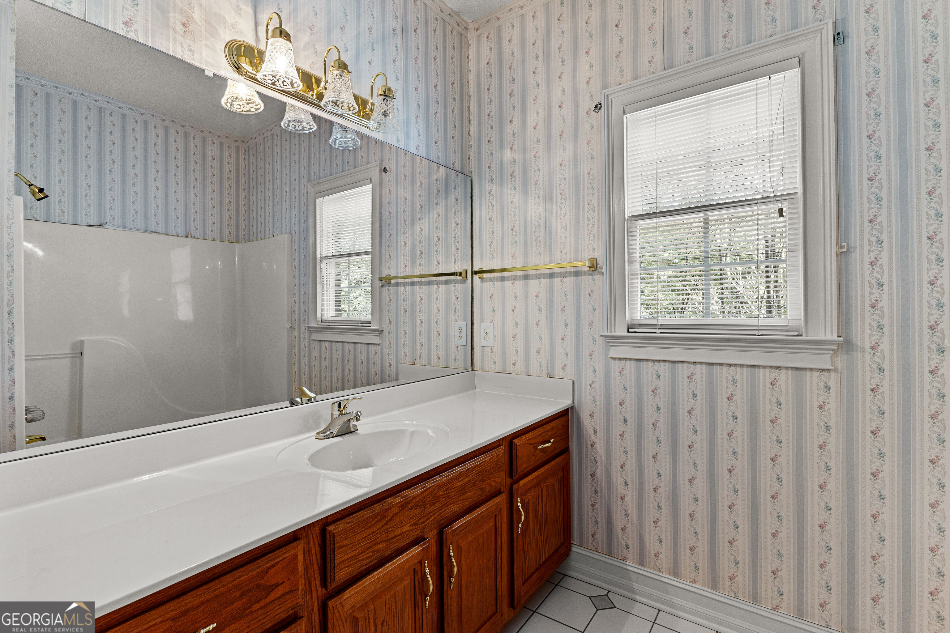 Fayetteville, Georgia 30215, United States, 3 Bedrooms Bedrooms, ,4 BathroomsBathrooms,Residential,Active,177490