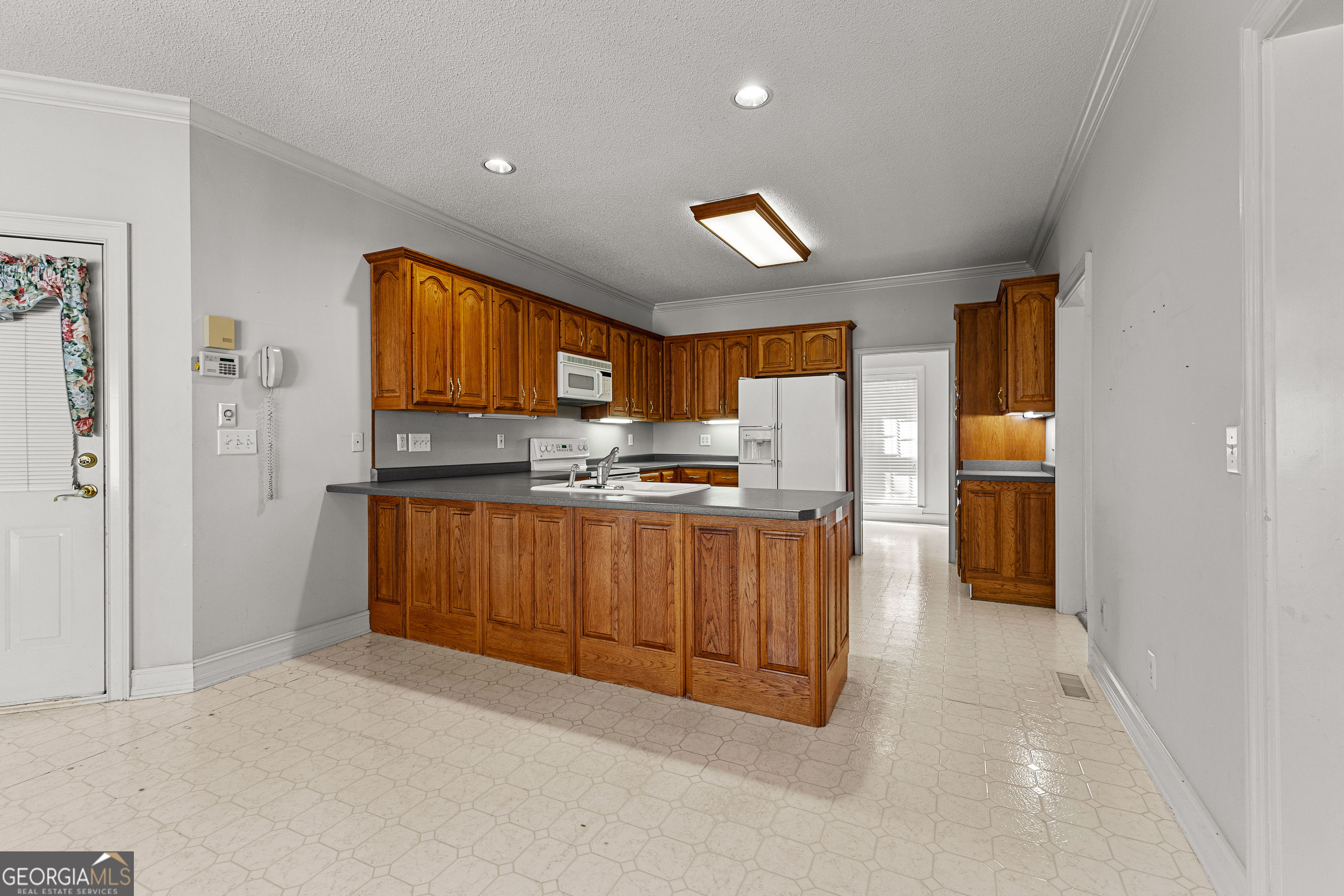 Fayetteville, Georgia 30215, United States, 3 Bedrooms Bedrooms, ,4 BathroomsBathrooms,Residential,Active,177490