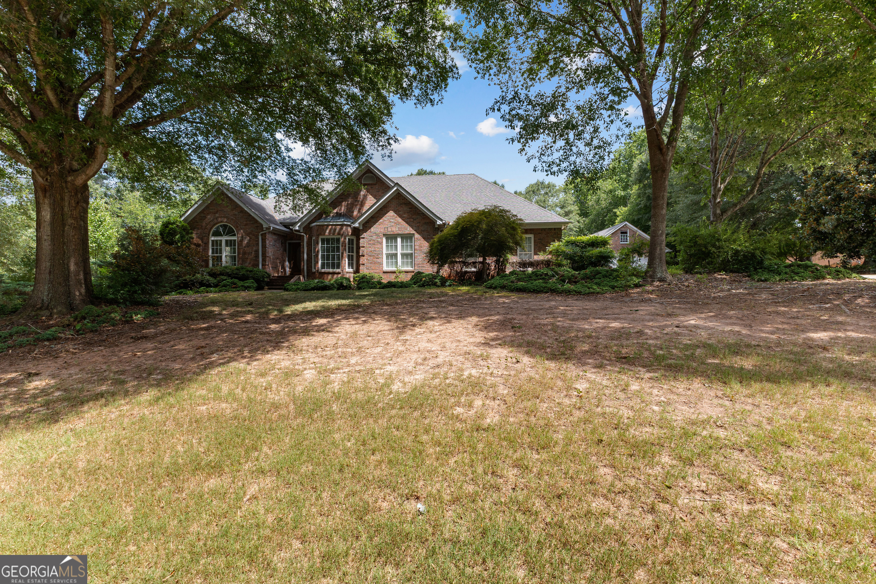 100 Moonview PL