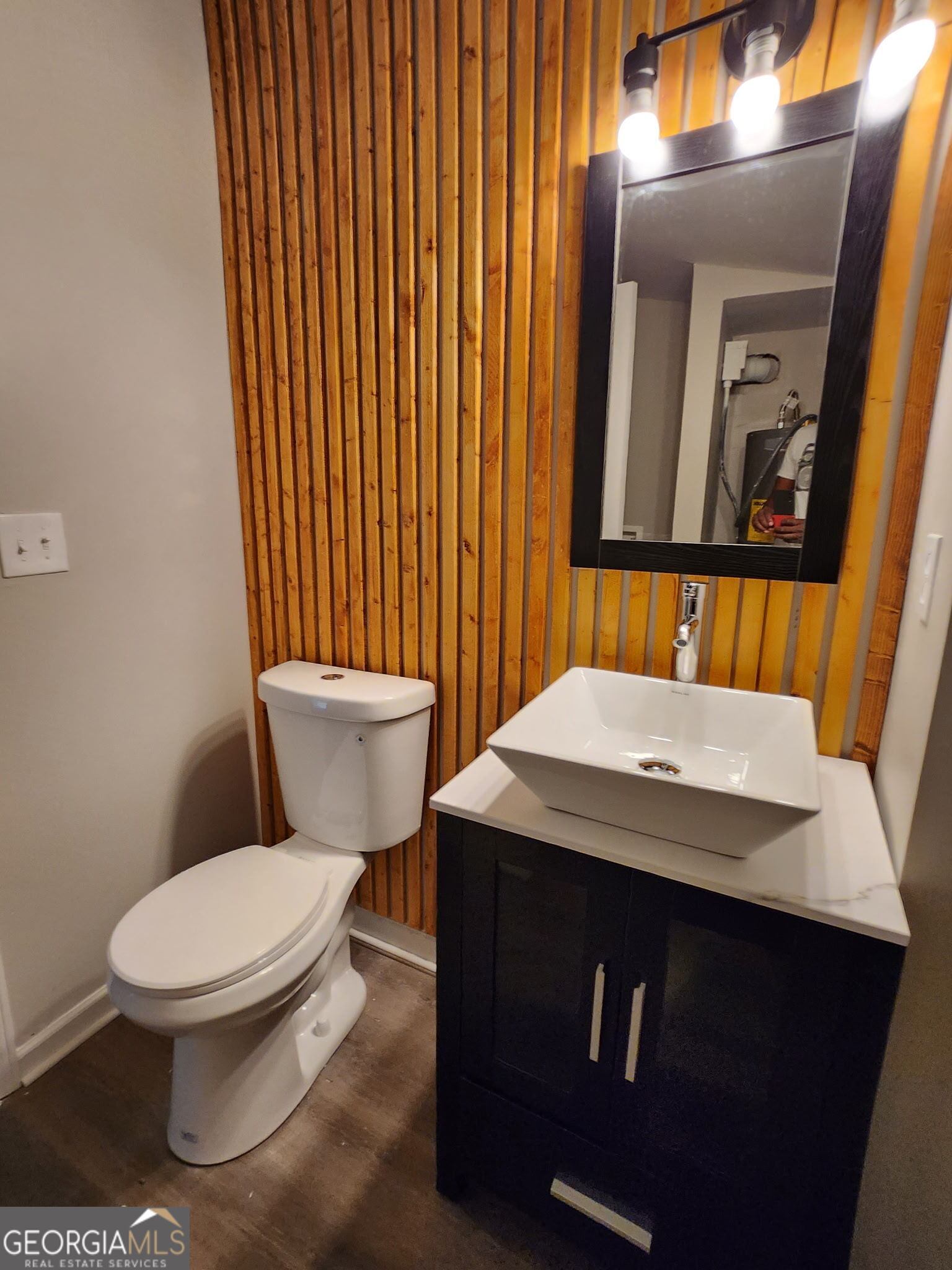 1192 Pleasant CIR NW