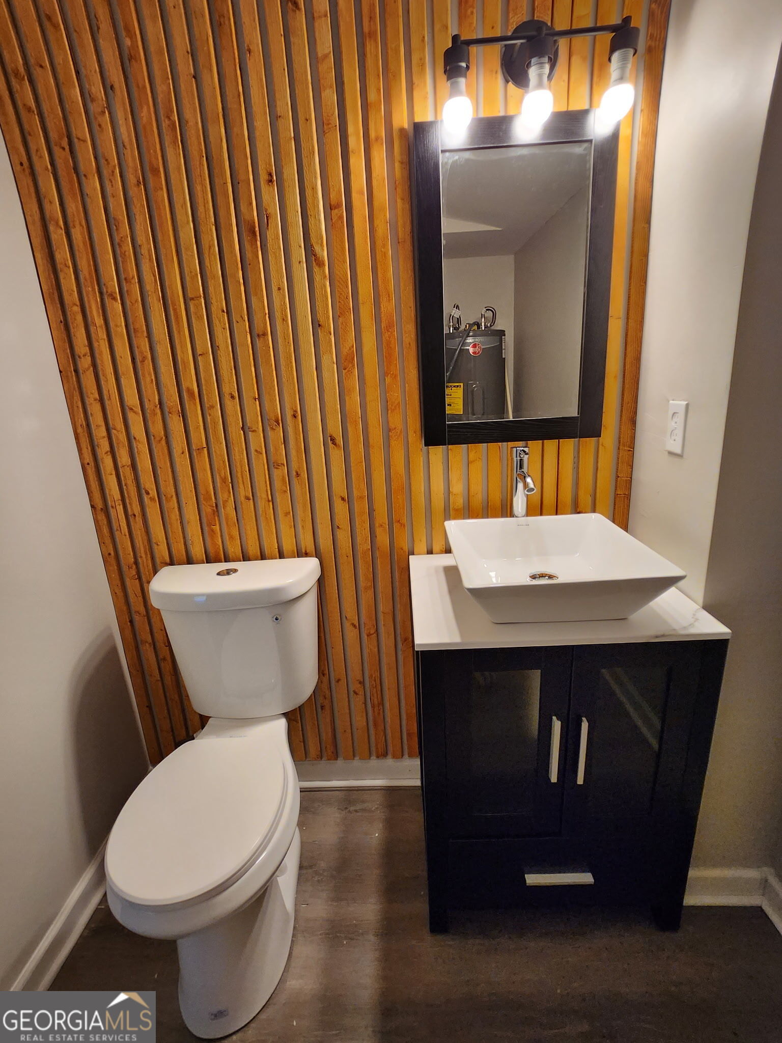 1192 Pleasant CIR NW