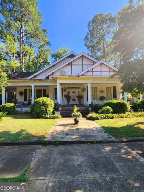 A home in Dawson