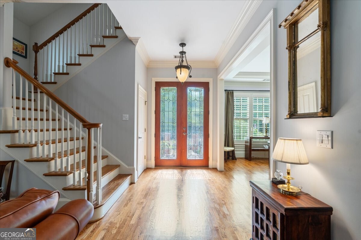 932 Manor Parc DR