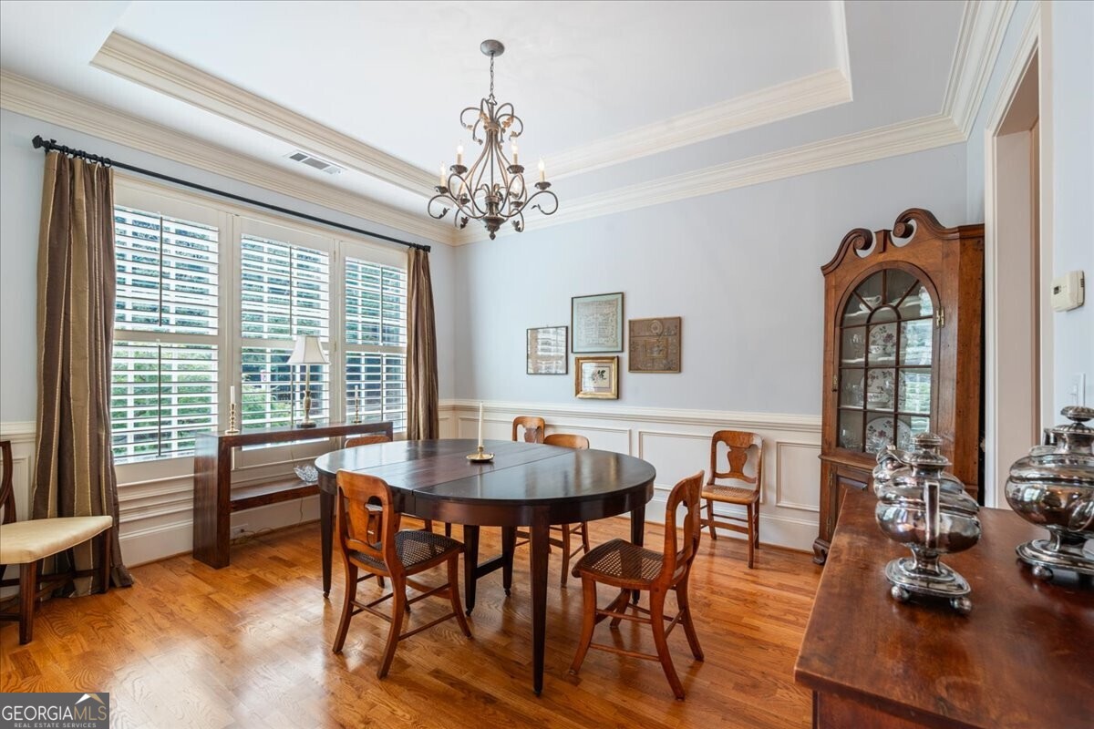932 Manor Parc DR