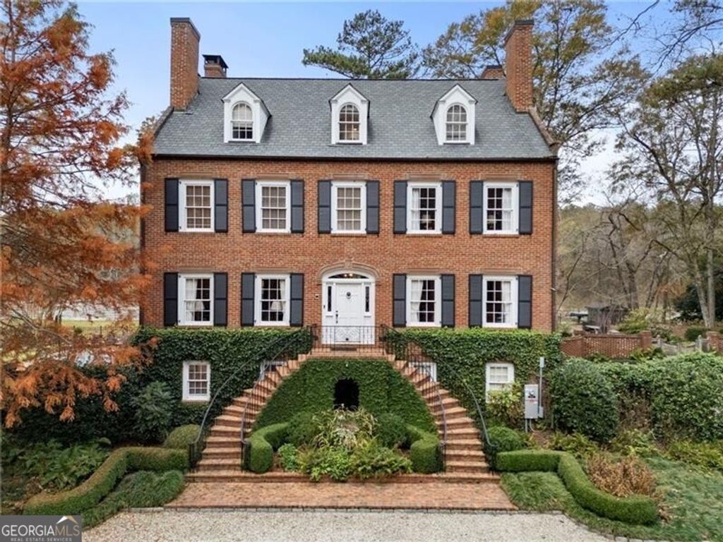 Photo of 5960 Winterthur Drive, Atlanta, GA 30328 (MLS # 10691626)