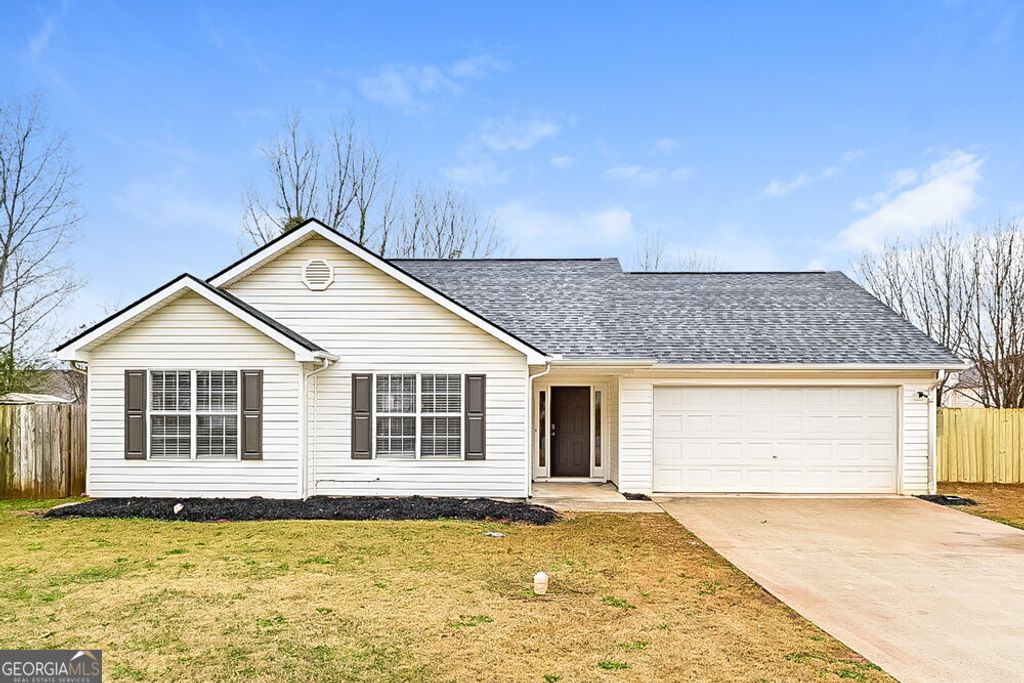 Photo of 604 Fieldcrest Drive, McDonough, GA 30253 (MLS # 10681955)