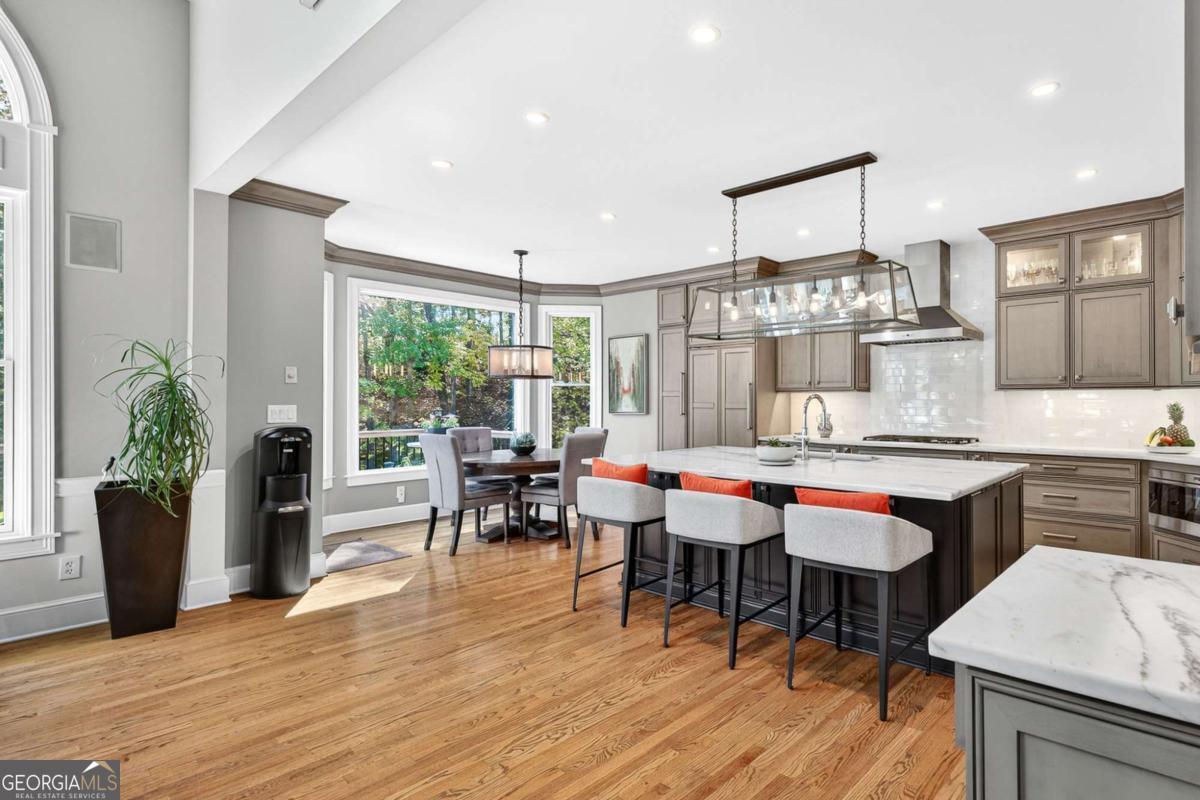 5109 Parkwood Oaks LN