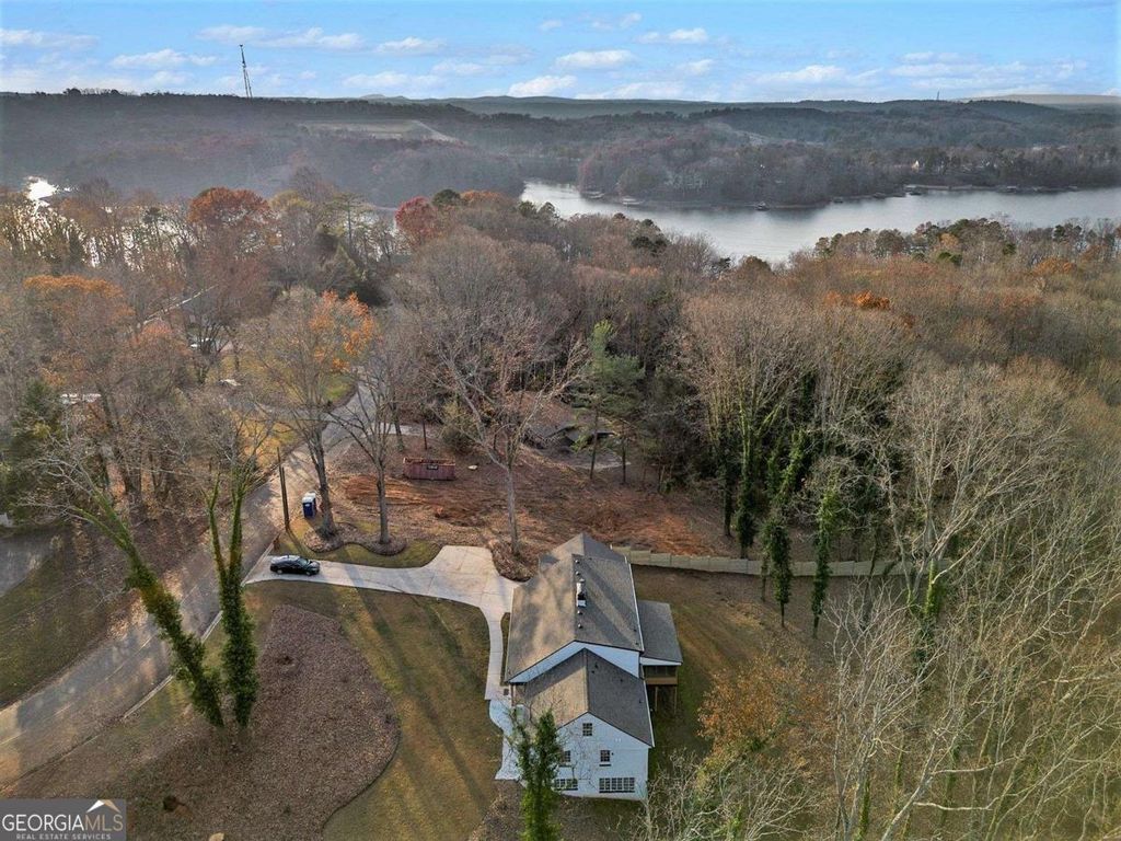 Photo of 788 Sherwood Road, Gainesville, GA 30501 (MLS # 10650040)