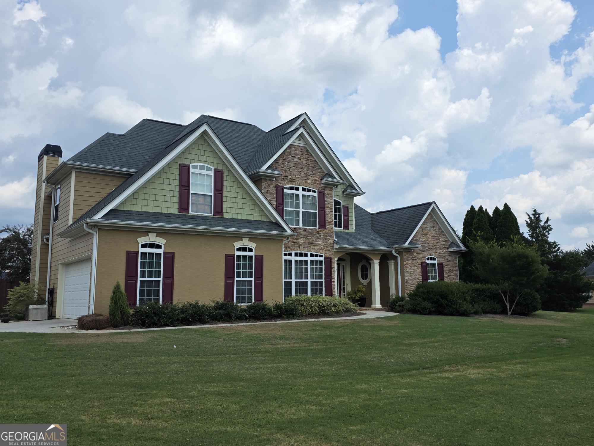 1200 WHITE OAK WAY