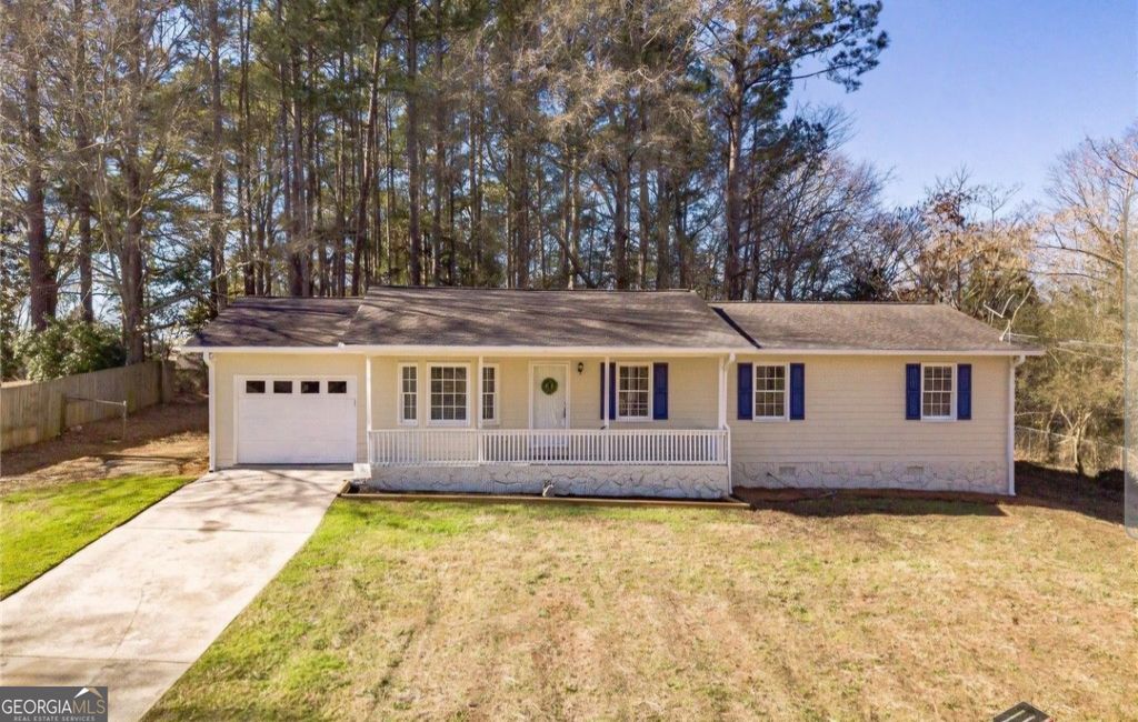 Photo of 3760 Sunny Hill DR, Loganville, GA 30052 (MLS # 10661591)