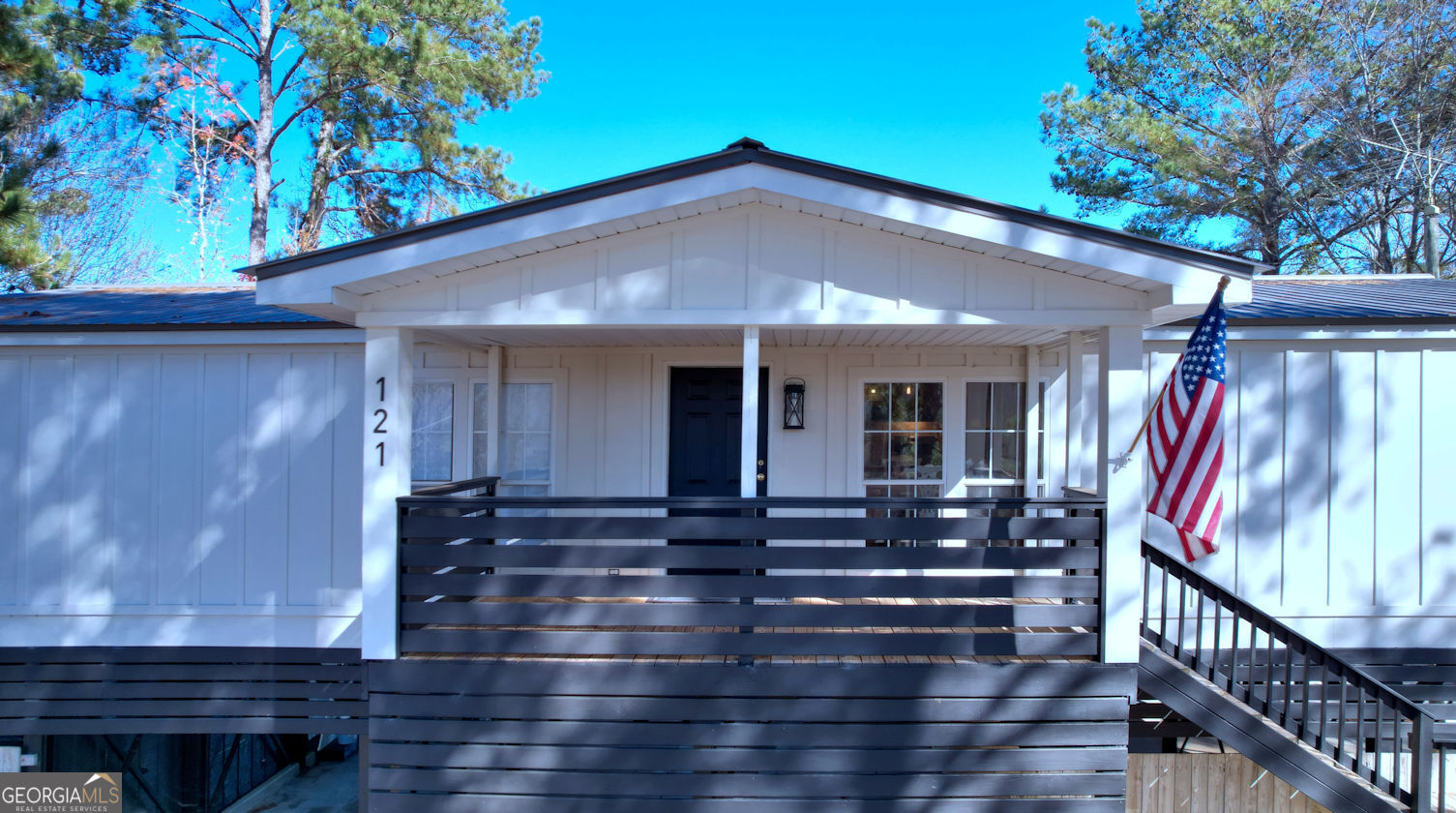 121 W Entrekin RD