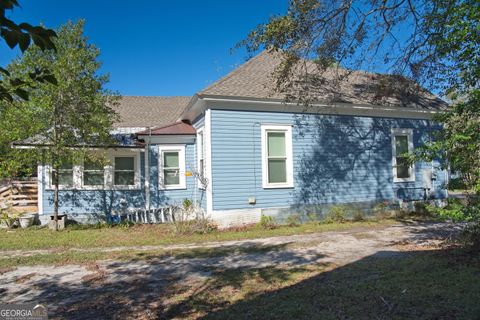 A home in Valdosta