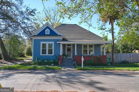 A home in Valdosta