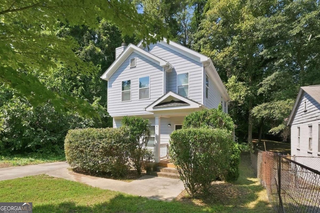 Photo of 84 Holly Road NW, Atlanta, GA 30314 (MLS # 10849990)