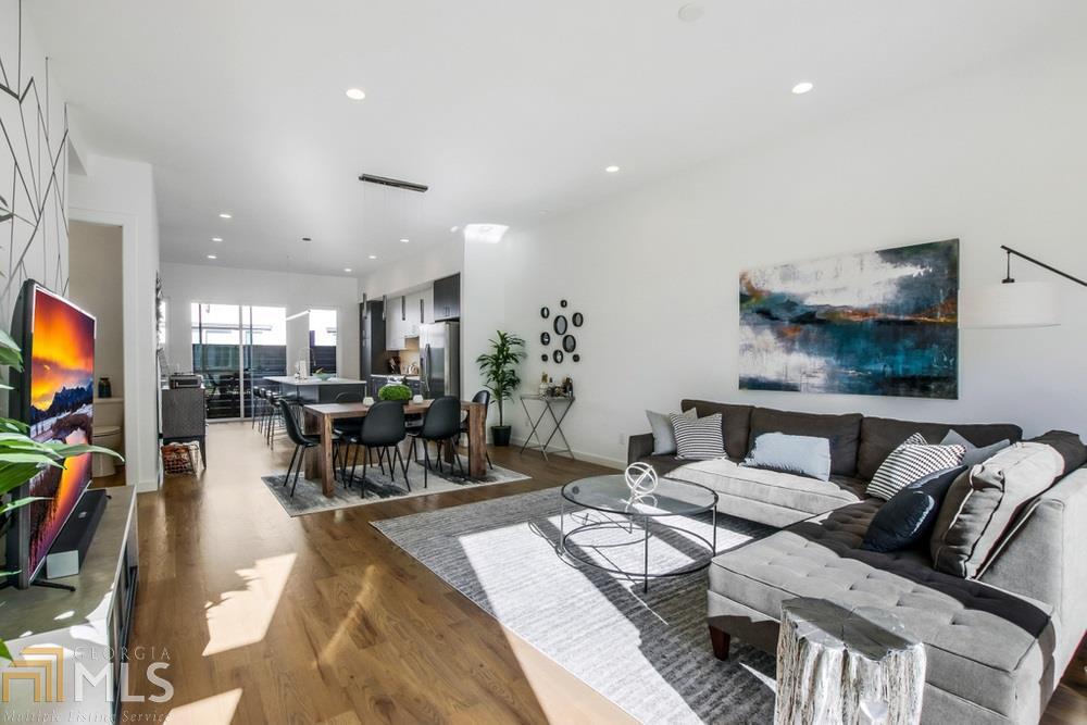 1463 La France - Residential