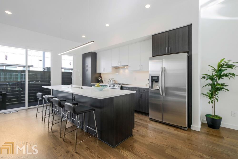 1463 La France - Residential