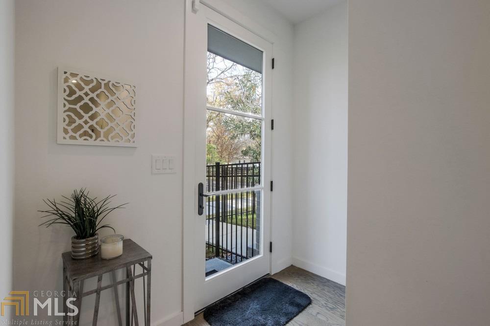 1463 La France - Residential