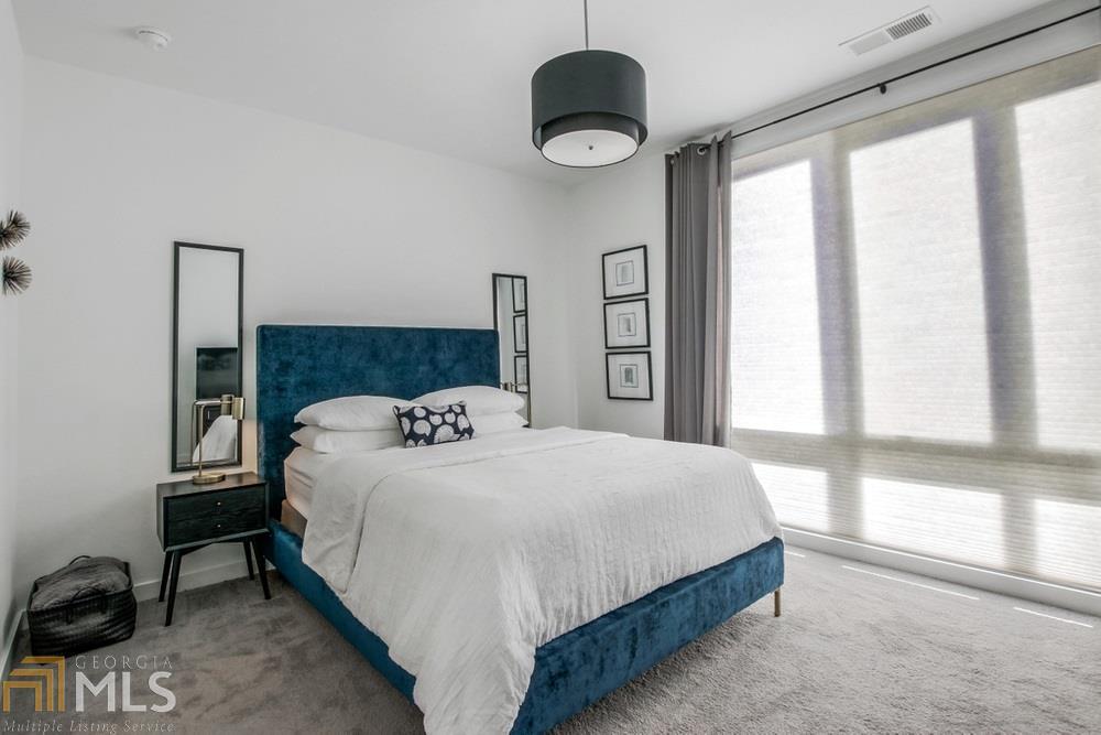 1463 La France - Residential