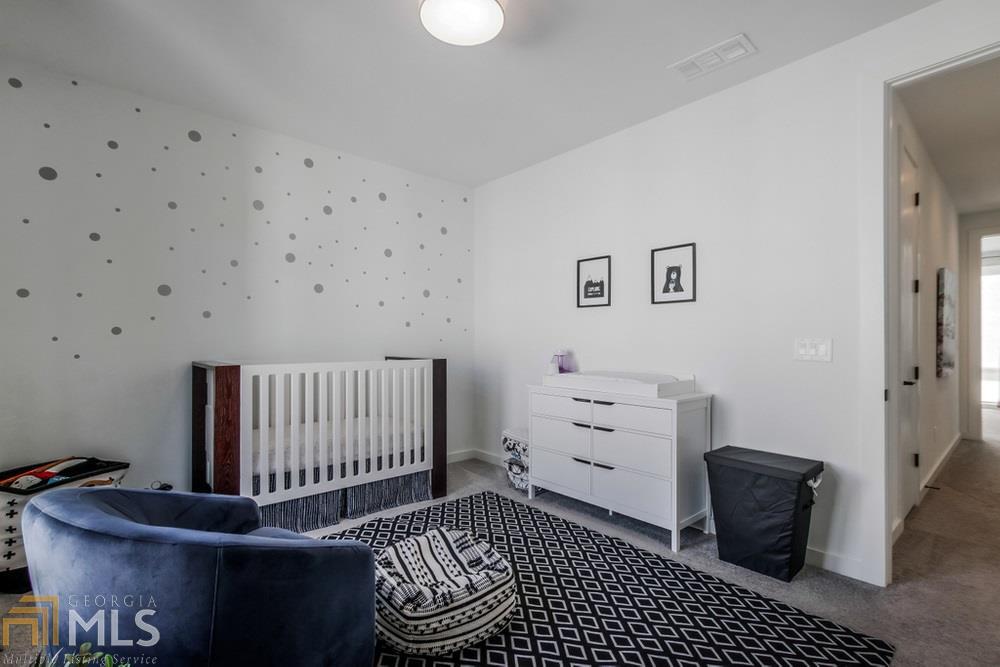 1463 La France - Residential
