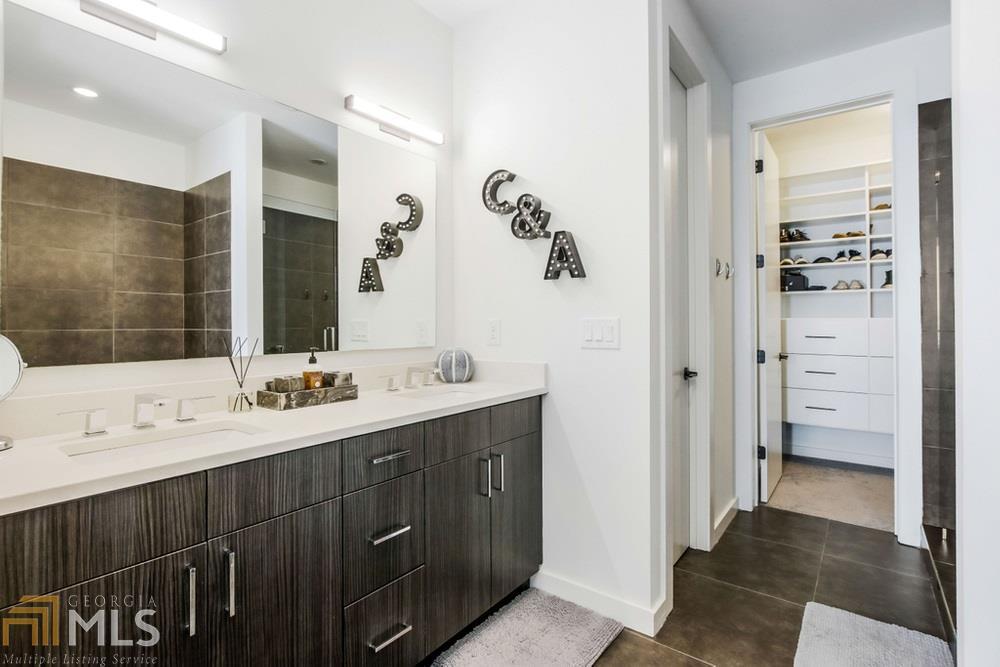 1463 La France - Residential
