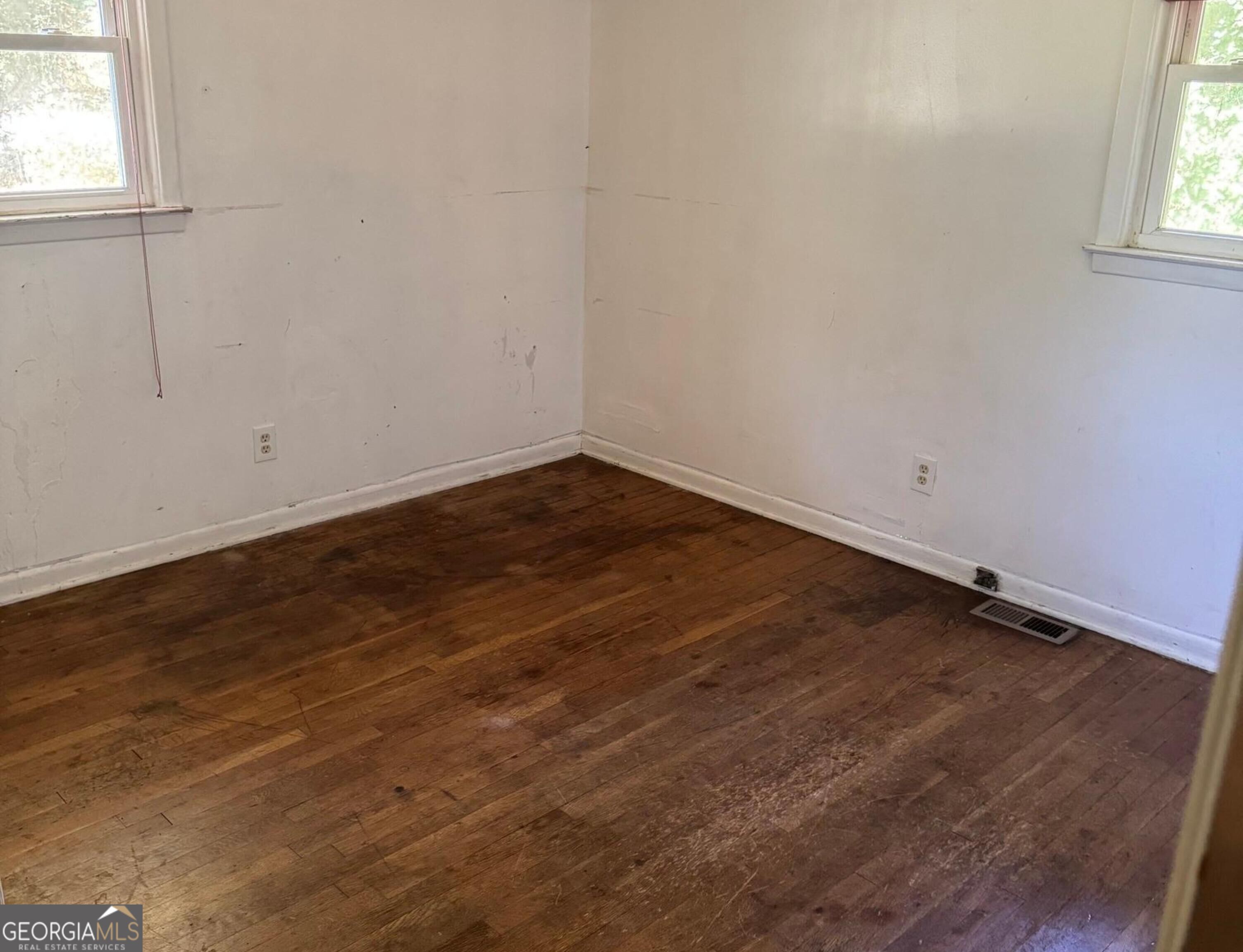 4235 Utoy CT SW