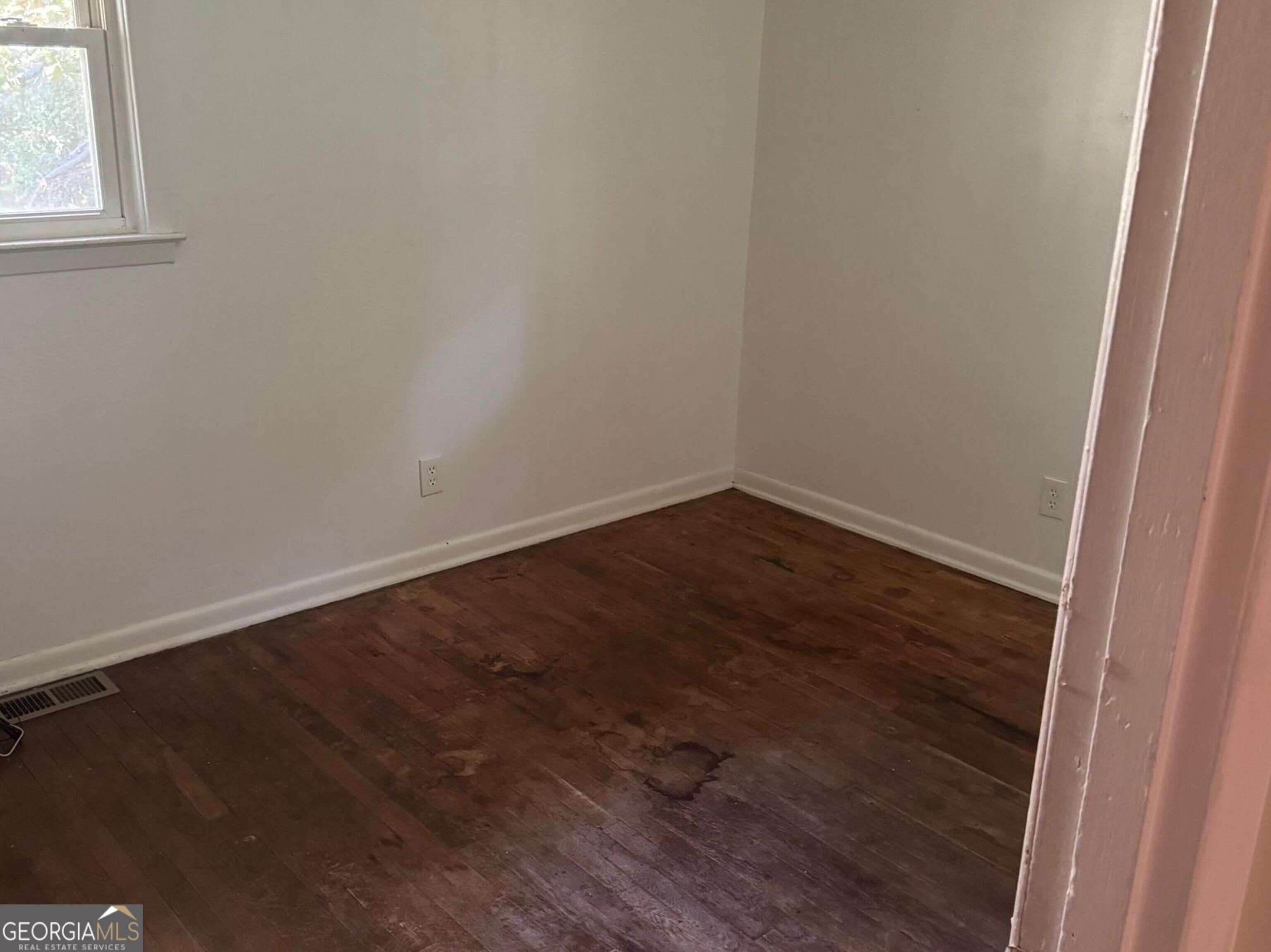 4235 Utoy CT SW