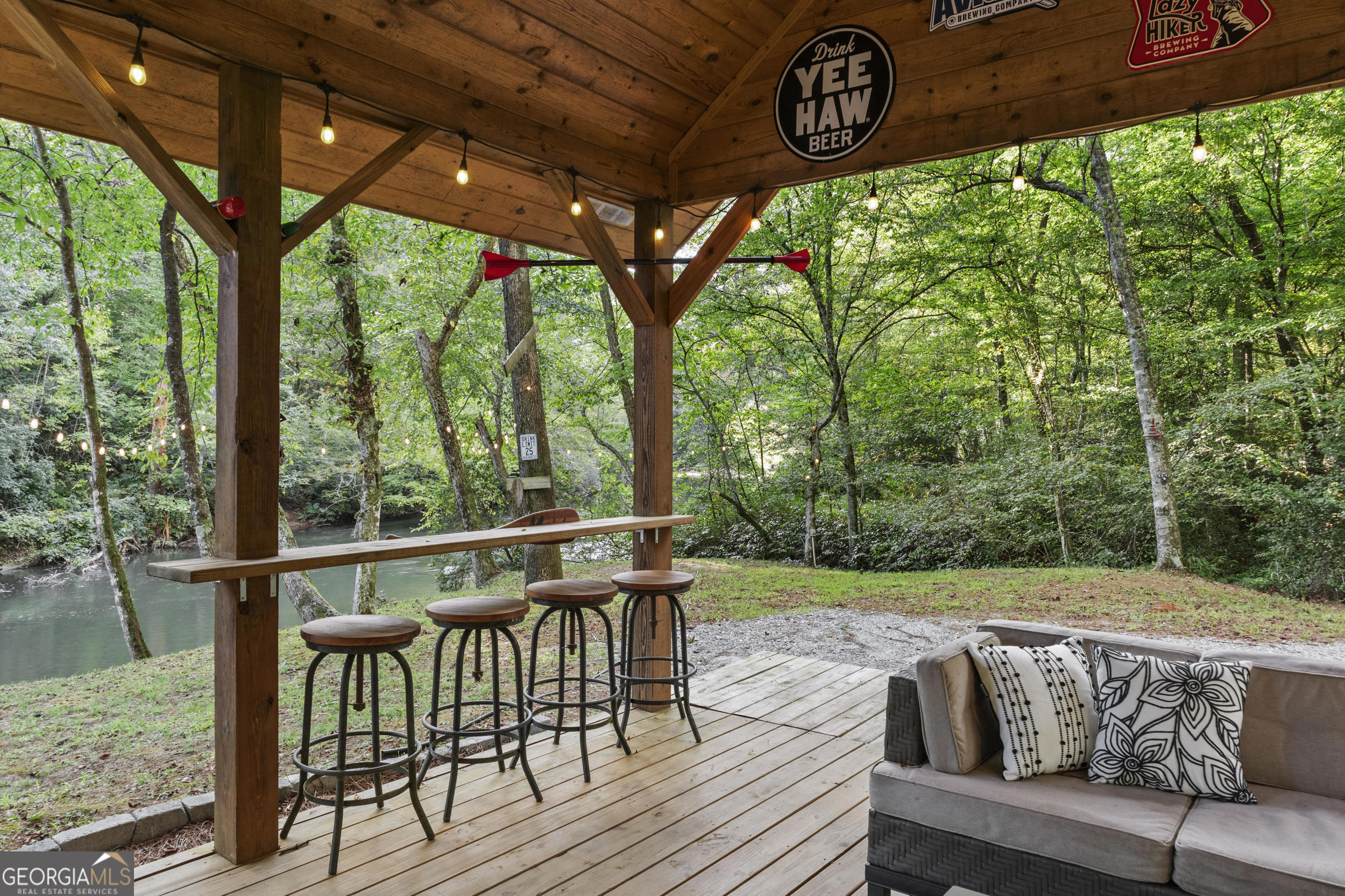 155 Bear Paw CT