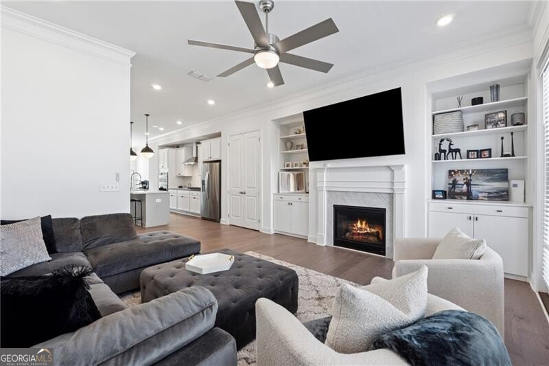 Reverie on Cumberland - Residential