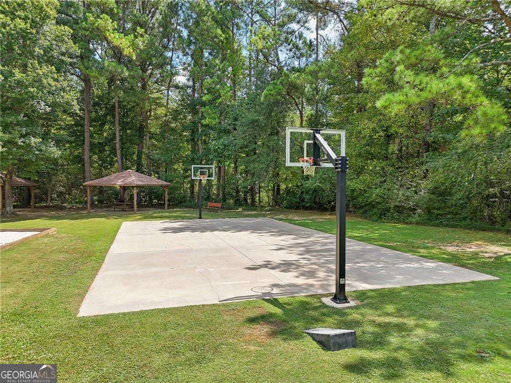 Willow Run - Residential