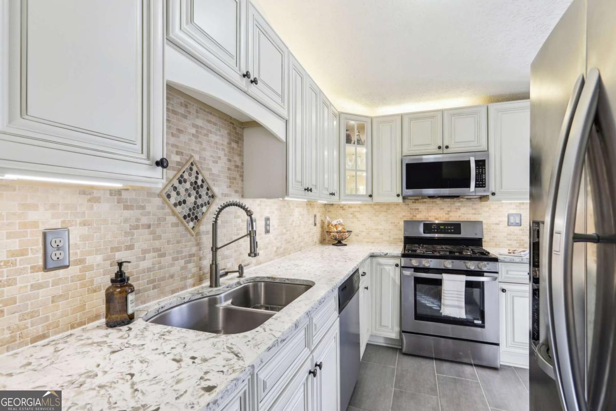 Willow Run - Residential