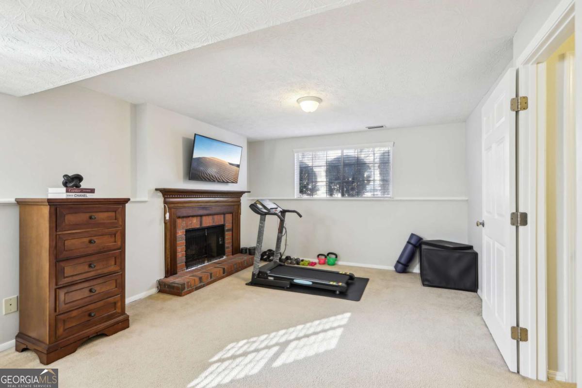 Willow Run - Residential