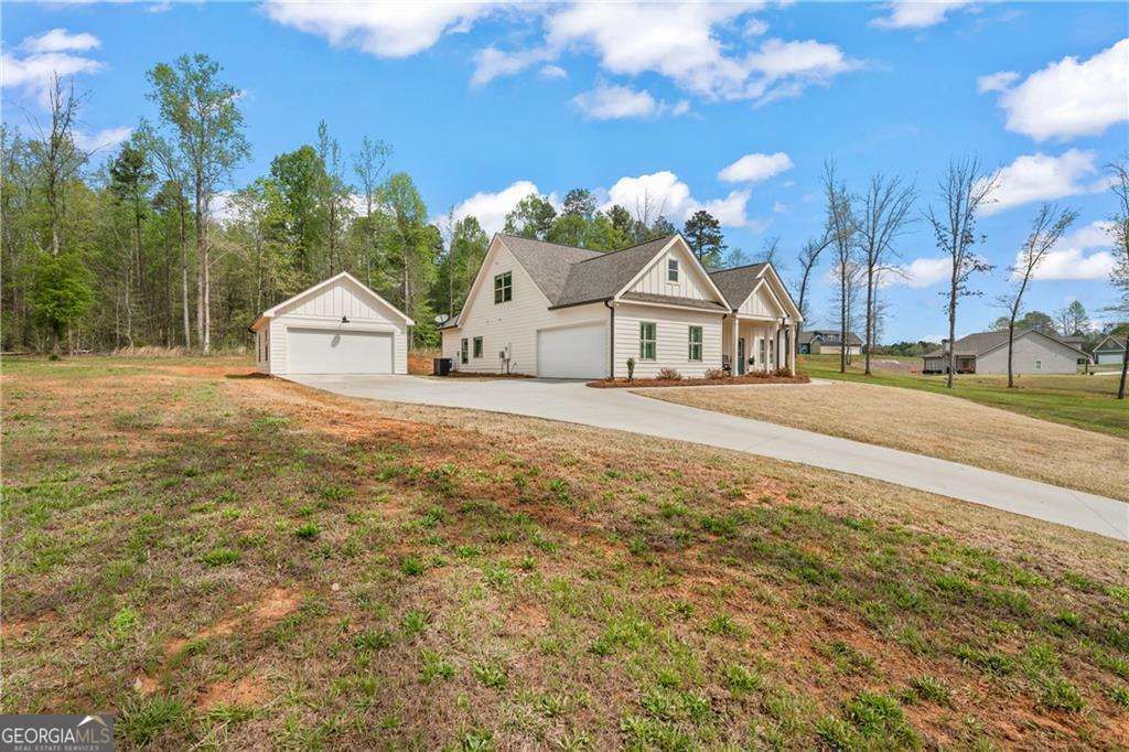 Photo of 214 Oakwood Drive, Commerce, GA 30529 (MLS # 10700856)