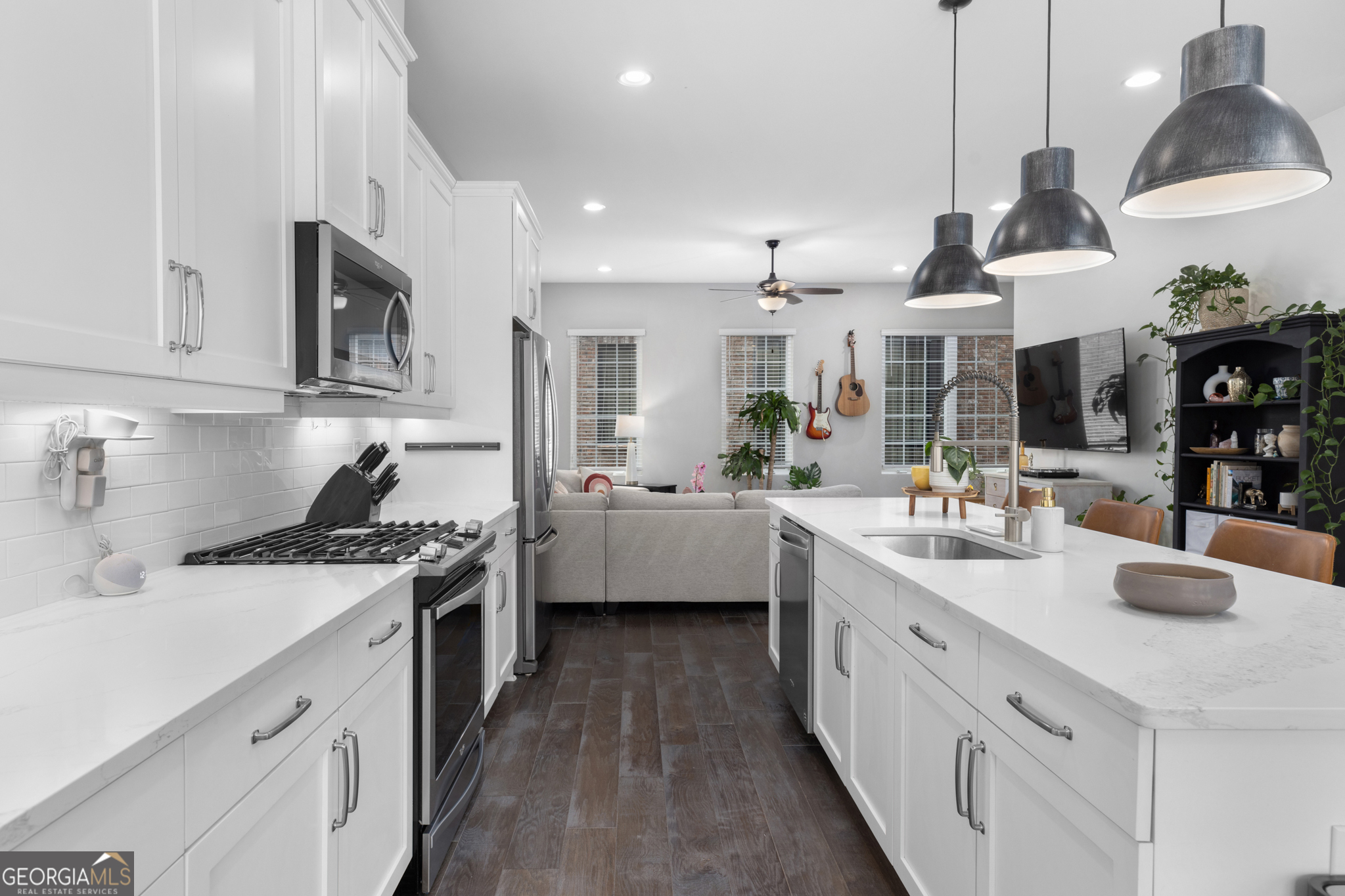 250 Castleberry Station DR SW