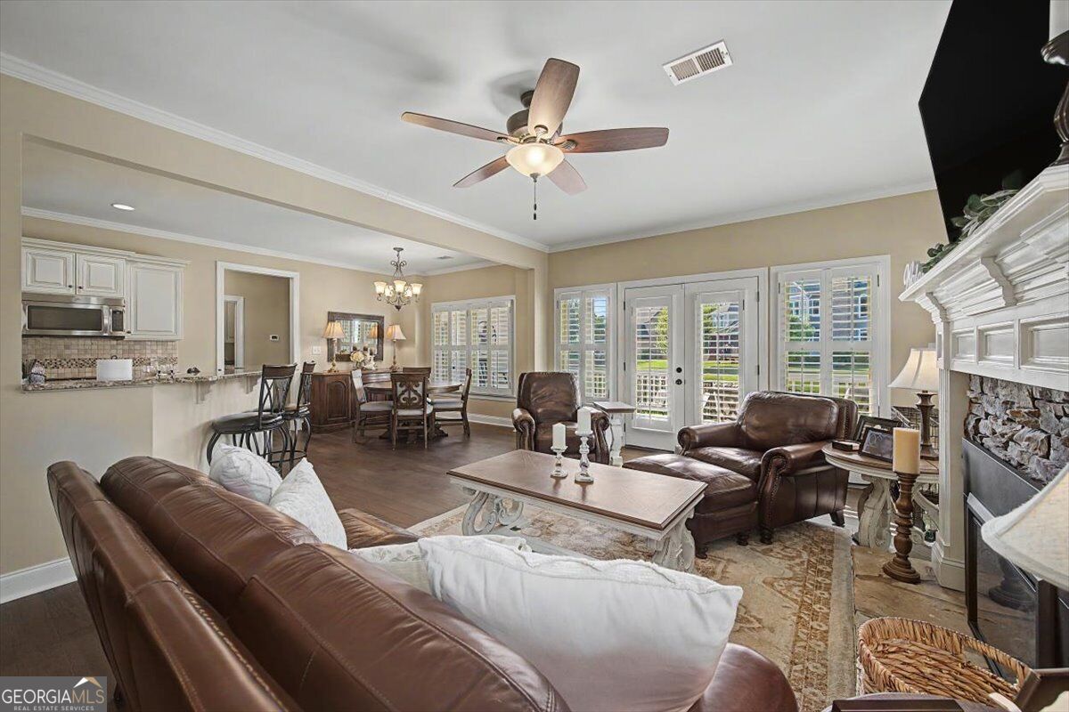 38 Grove Park CIR