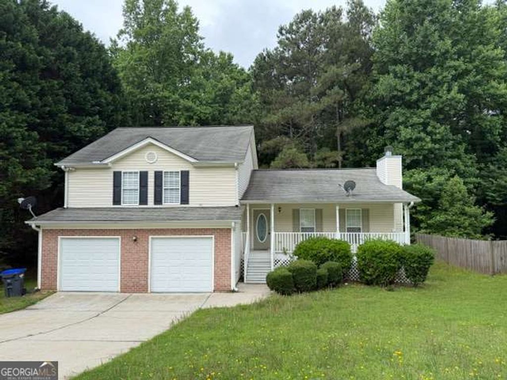 Photo of 5920 April Drive, Buford, GA 30518 (MLS # 10782022)