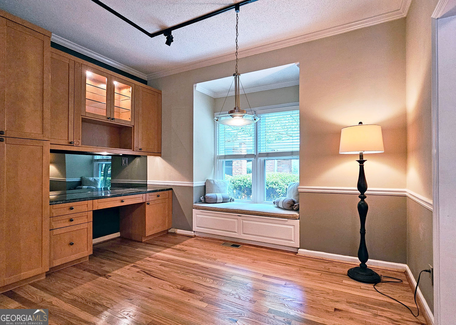 Roswell, Georgia 30075, United States, 3 Bedrooms Bedrooms, ,3 BathroomsBathrooms,Residential,Pending,192564